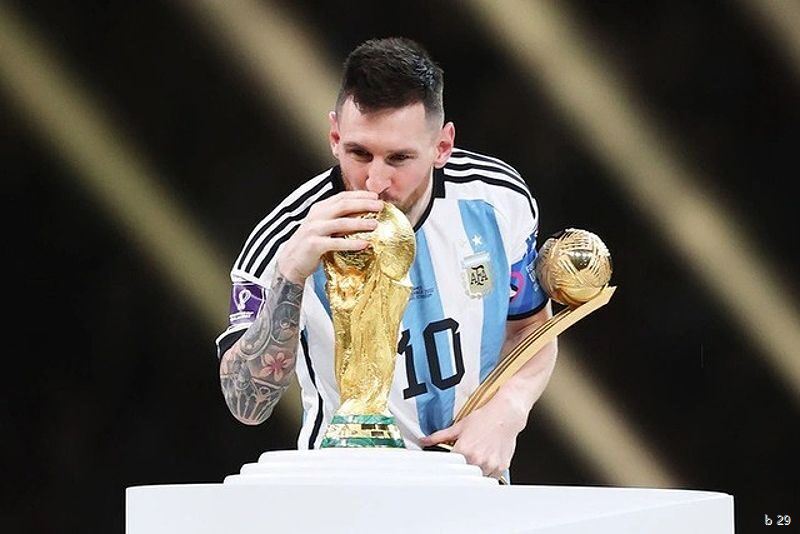 Lionel Messi nhận giải thưởng FIFA The Best